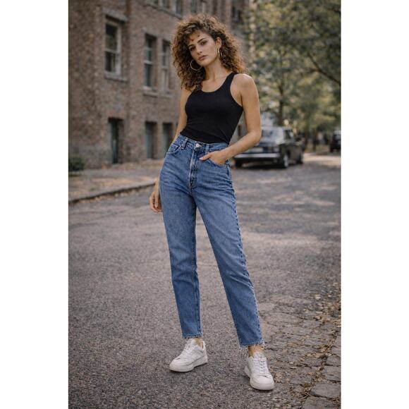 Vintage TOTALLY 1982 Levi’s 544 Gold Tab Tapered Leg Mom Jeans USA Sz 14- EUC